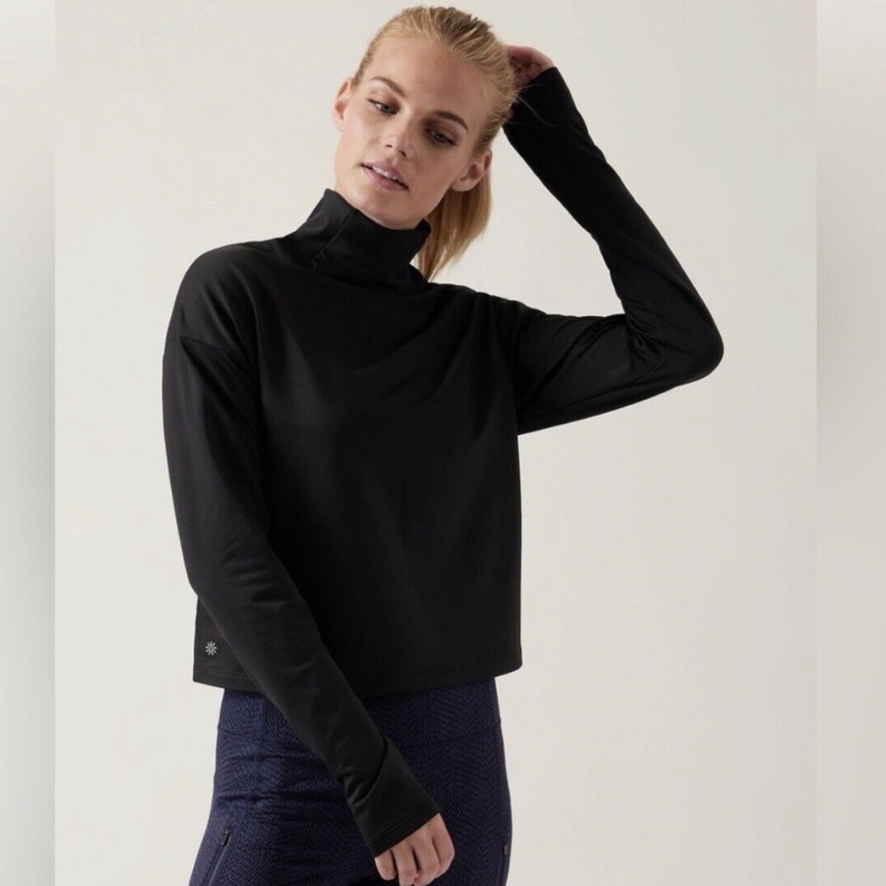 Athleta Whistler mock neck long sleeve top